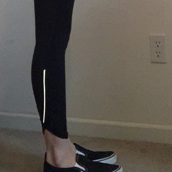 Lululemon leggings - Picture 5 of 7